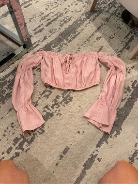 Women’s Off-Shoulder Pink Long Sleeve Crop Top